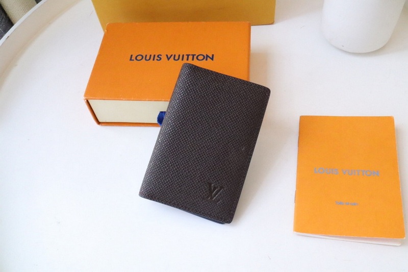 LV Wallets 36